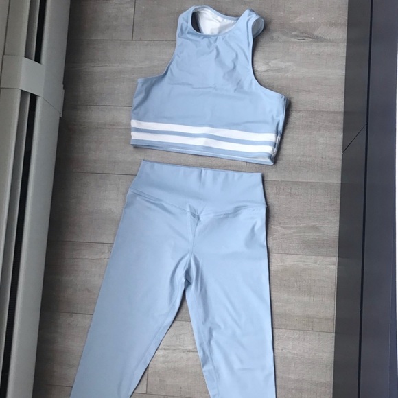 Love Wave Racerback Workout Set - Picture 3 of 4